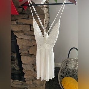Beautiful white junior Size L romper ( shorts )